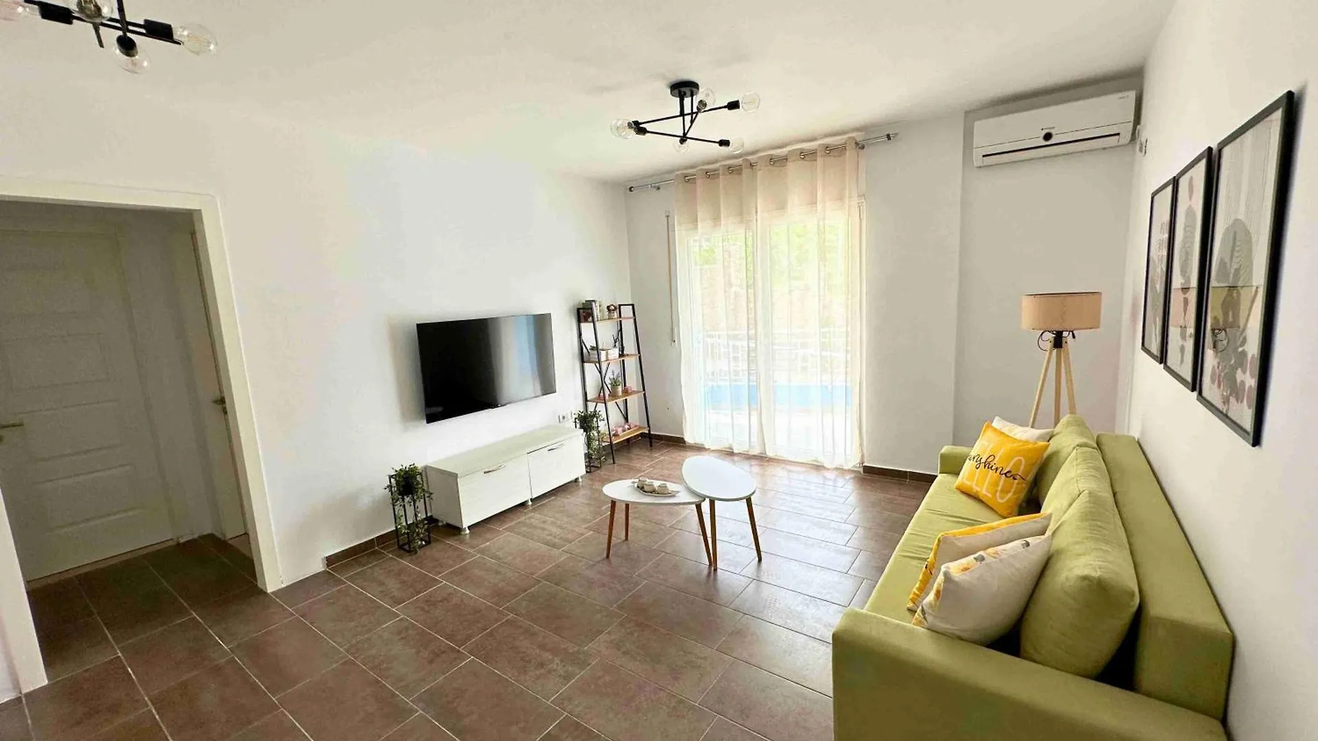 Tropicana Apartments Dhërmi