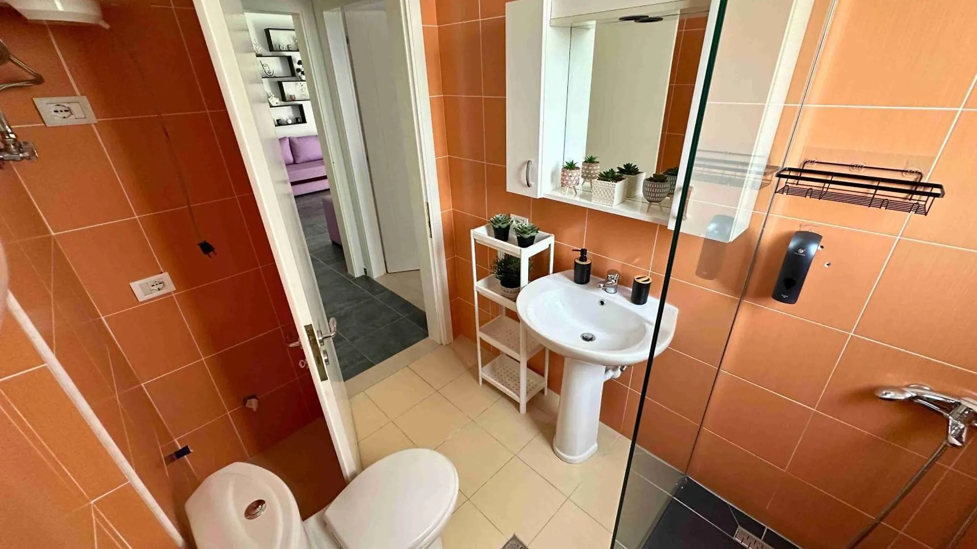 Tropicana Apartments Dhërmi