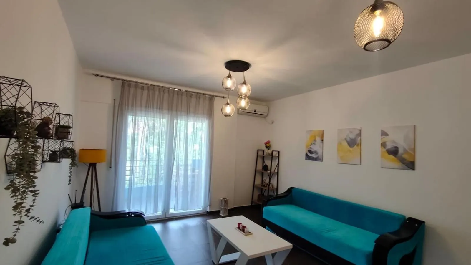 Tropicana Apartments Dhërmi