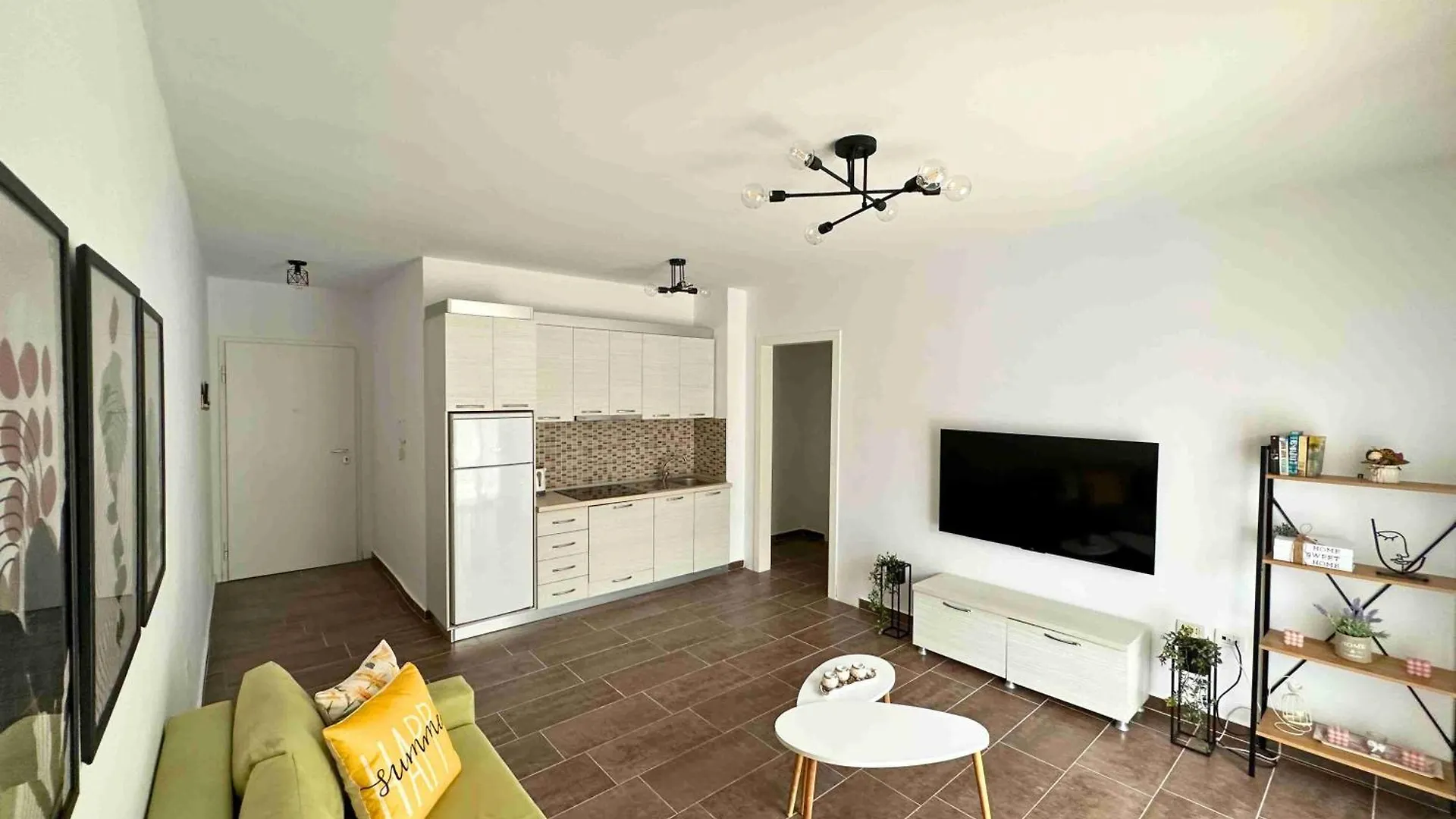 Tropicana Apartments Dhërmi 0*,  Albánie