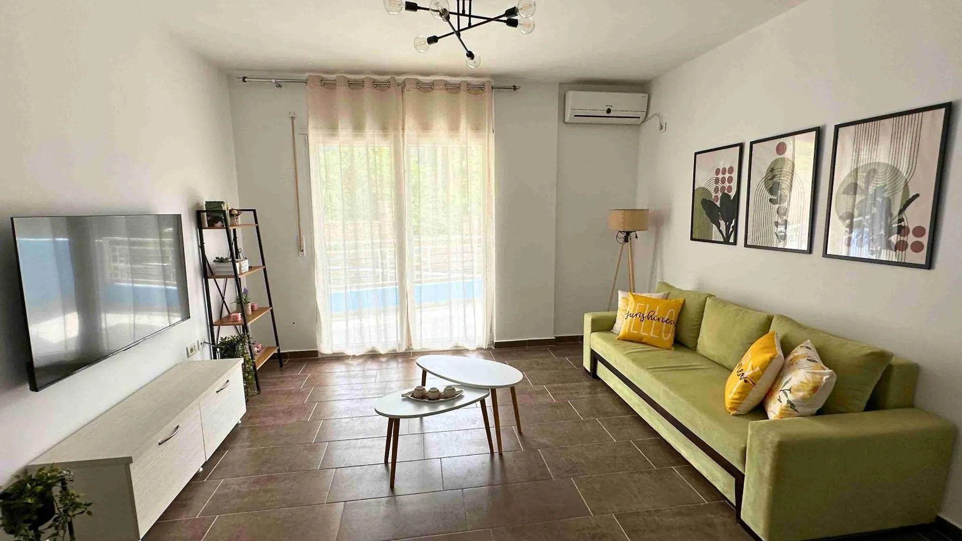Tropicana Apartments Dhermi Albania